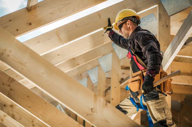 Best Roof Gutter Cleaning  in Gnadenhutten, OH
