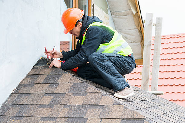 Best Local Roofing Companies  in Gnadenhutten, OH